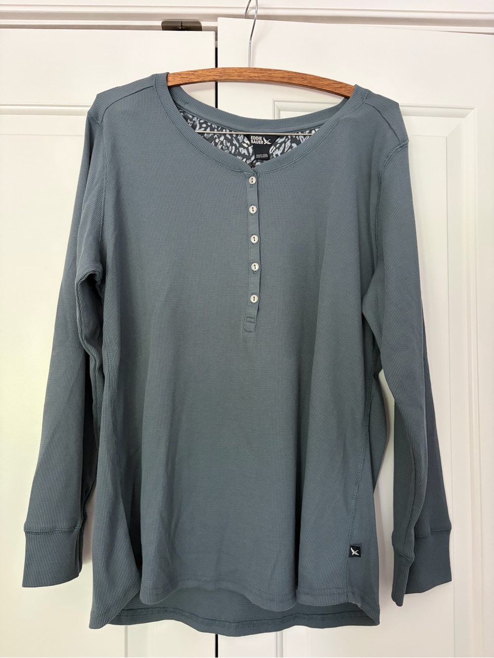 Eddie Bauer Women's Long Sleeve Henley NWT size XXL